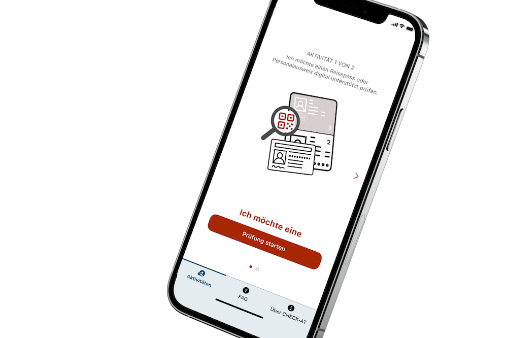 CHECK AT App auf einem Smartphone